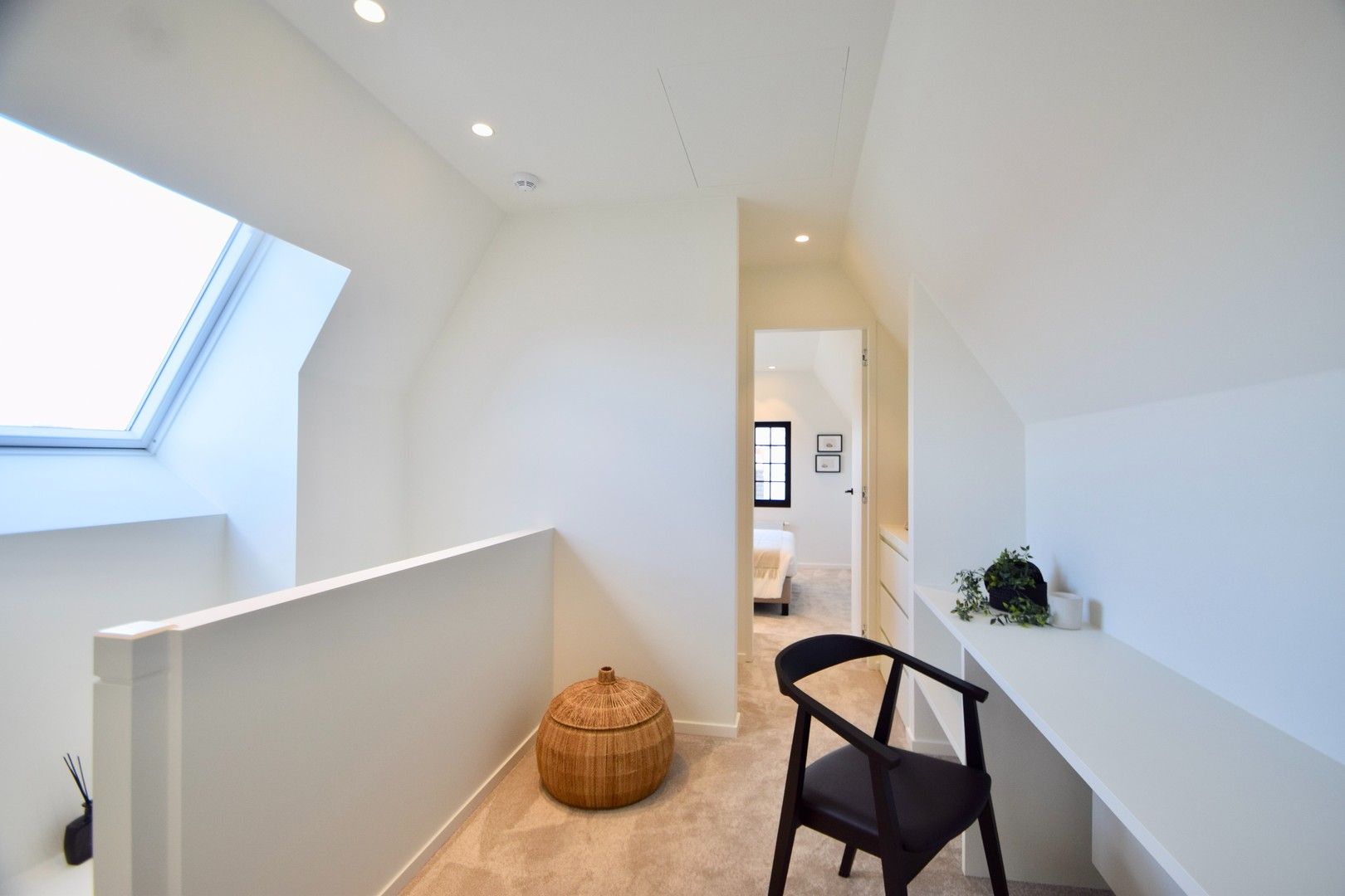 Alleenstaande villa uitzonderlijk rustig gelegen in een groene omgeving, aan de rand van het Zoute vlakbij de Kalfsmolen en de Graaf Jansdijk. foto 26