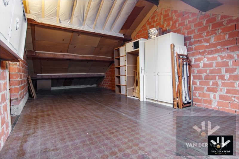 Ruim en zeer goed onderhouden triplex met veel mogelijkheden op goed bereikbare locatie in het gezellige Diepenbeek foto 30
