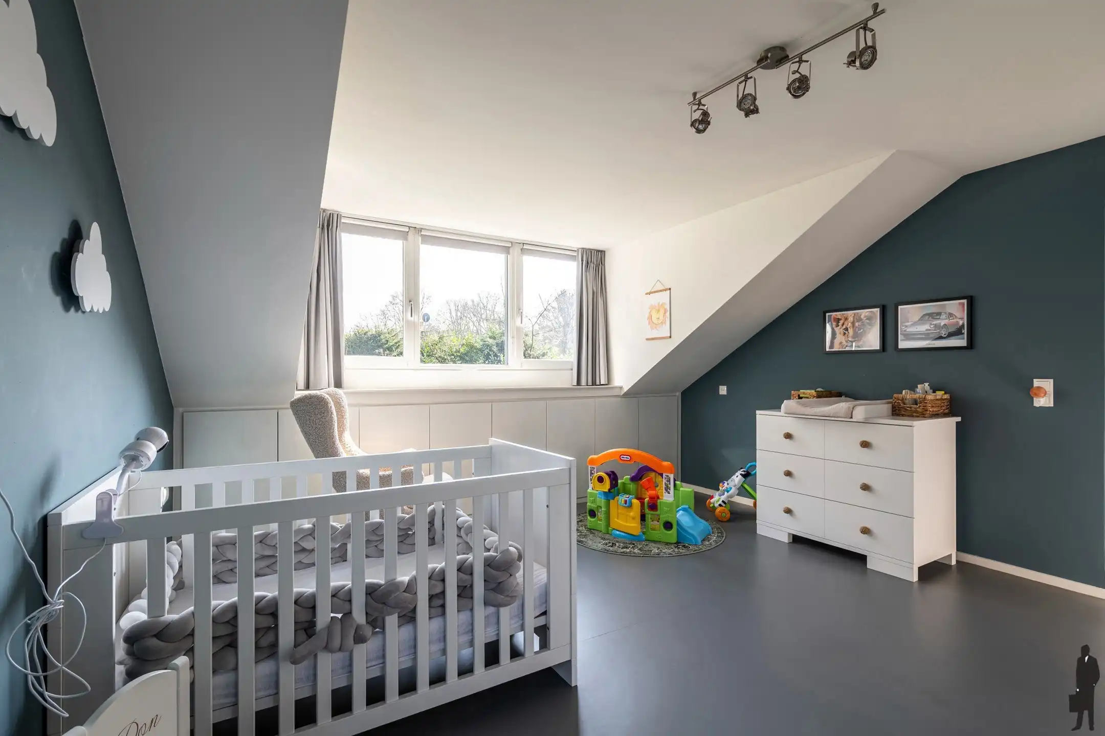 In de Meerse bergen treffen we op een ruim perceel van ca. 2.735m² deze knappe, lichtrijke villa foto 35