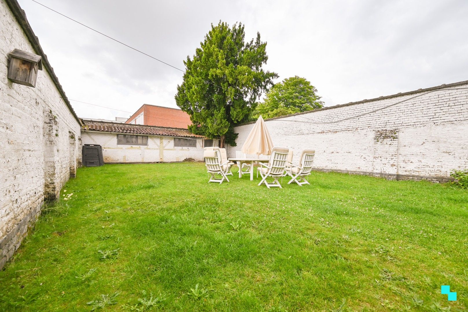 Zeer ruime, te renoveren woning met tuin, te centrum Izegem foto 17