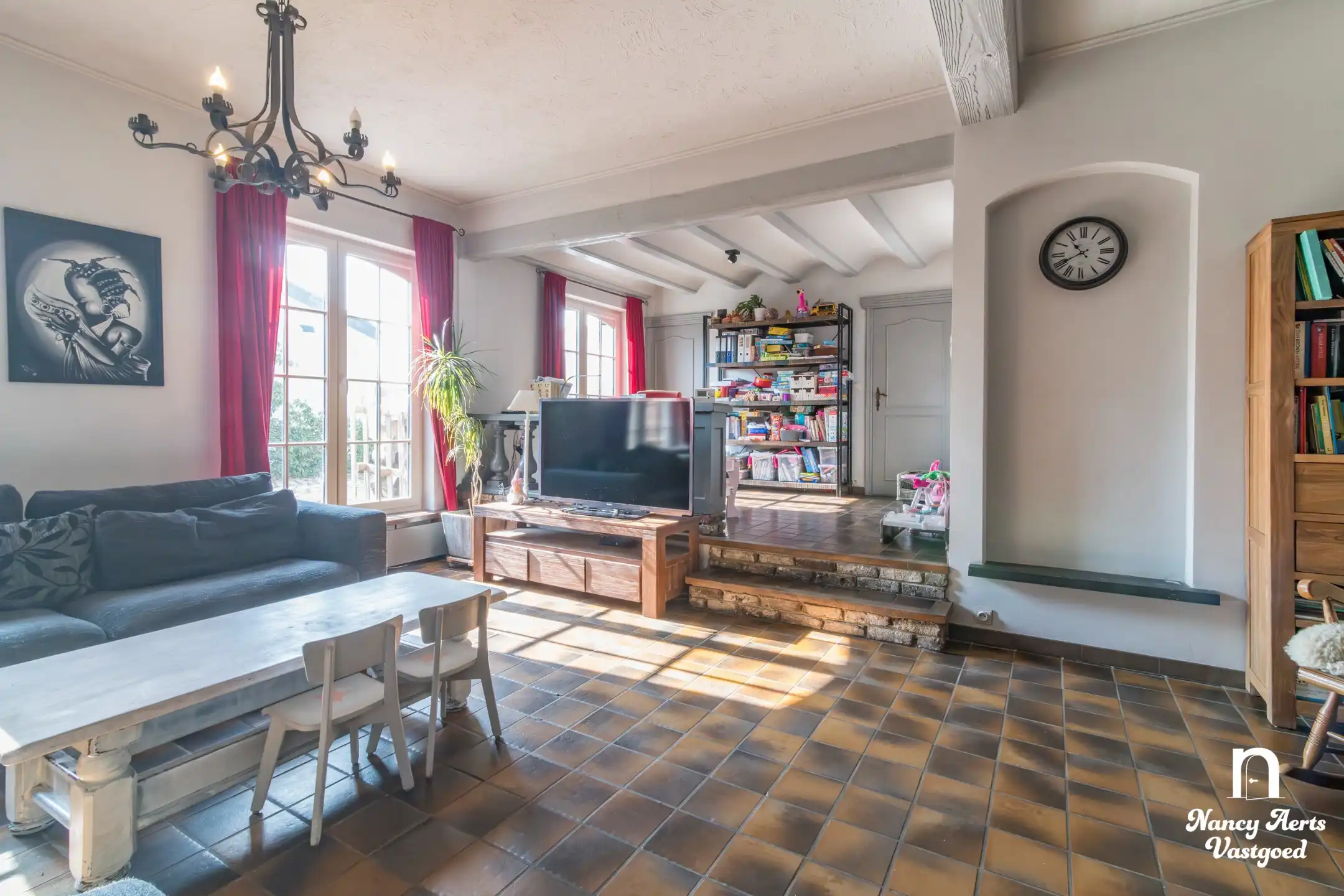 Ruime woning met karakter en talloze mogelijkheden foto 11