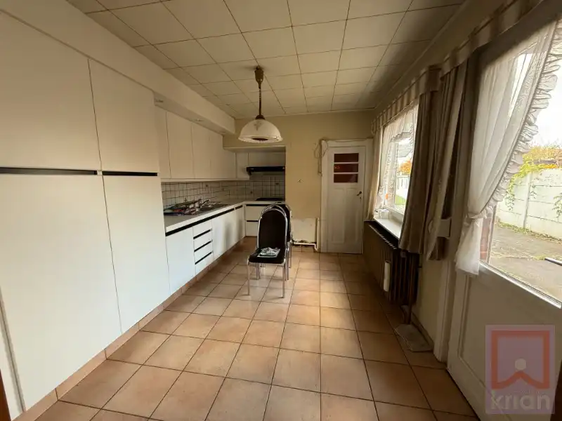 Te renoveren art deco woning met tuin op 900m² foto 11