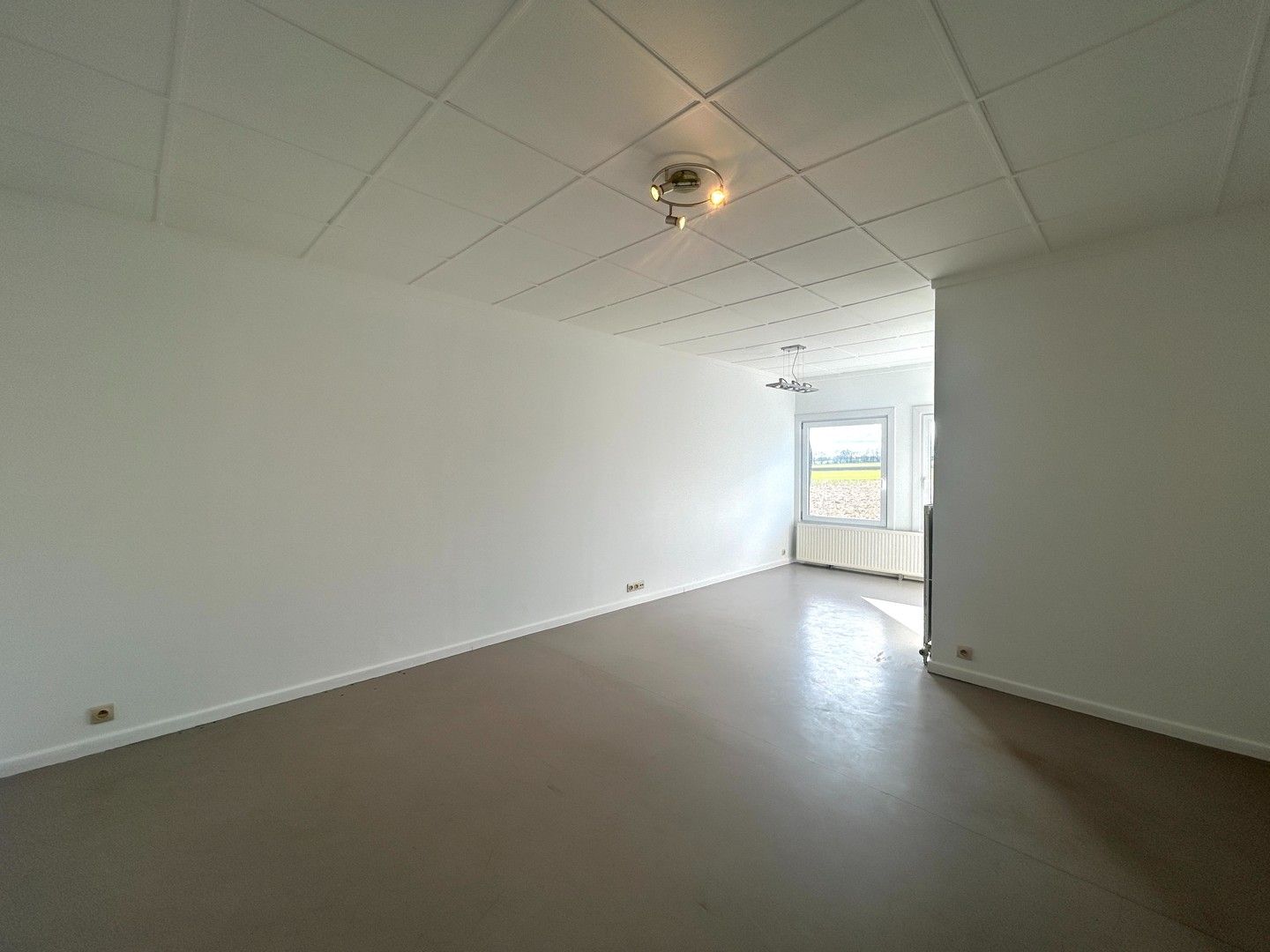 Instapklaar appartement met 1 slaapkamer te Gits! foto 3