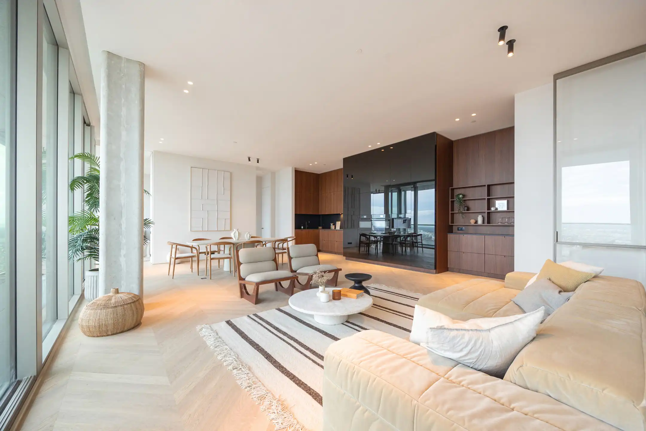 ANTWERPEN - Antwerp Tower  foto 2