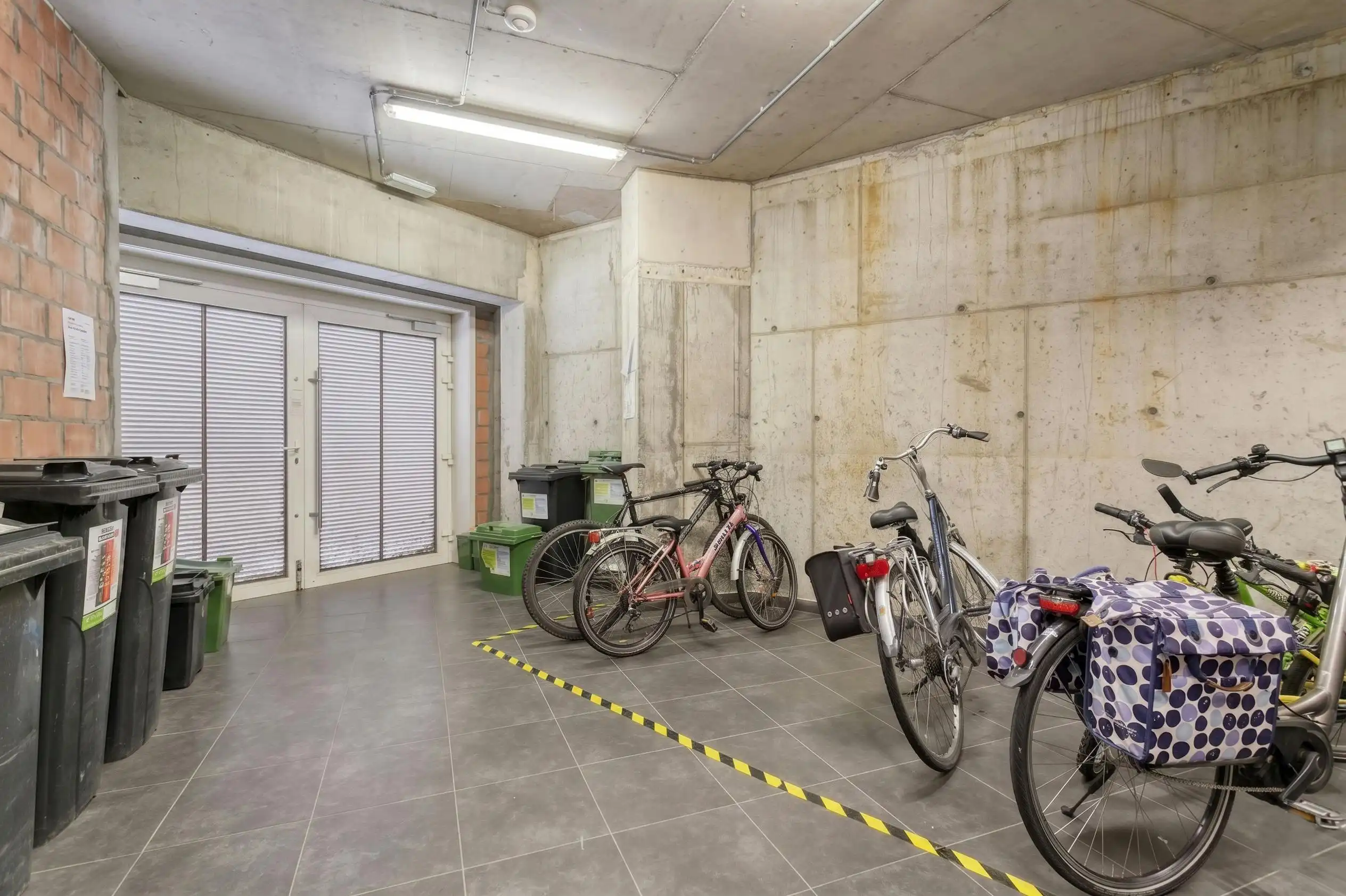 Appartement (100m²) te koop in Ieper met twee kamers  foto 23