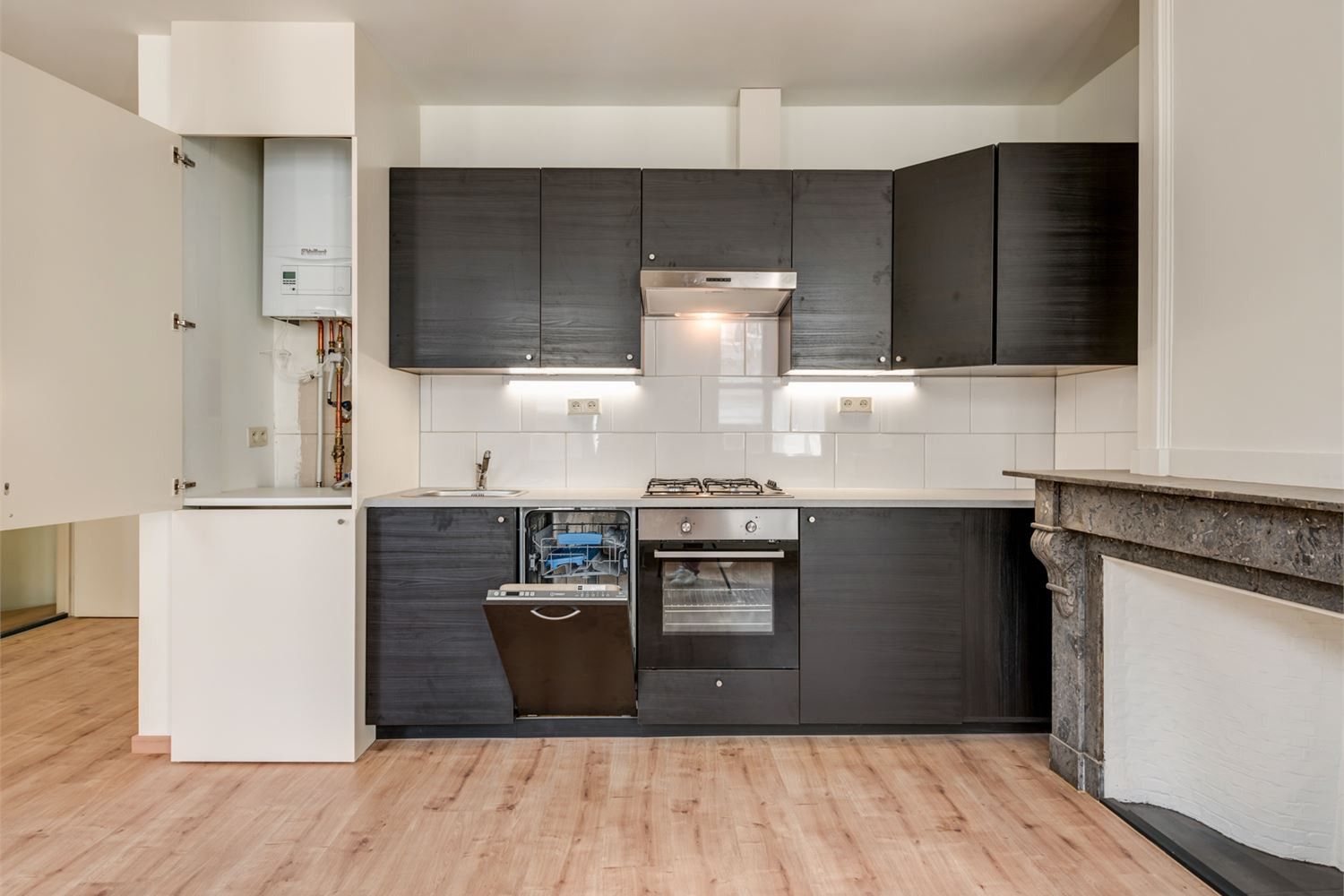 In optie: kevin@wellimmo.net voor meer info! Instapklaar 2-slaapkamer appartement (70m²) met zalig terras op toplocatie in centrum Antwerpen foto 7