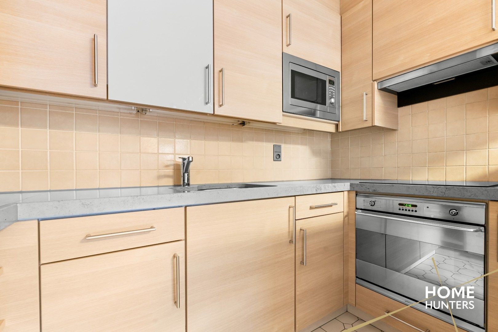 Verrassend ruim 1-slaapkamerappartement foto 7