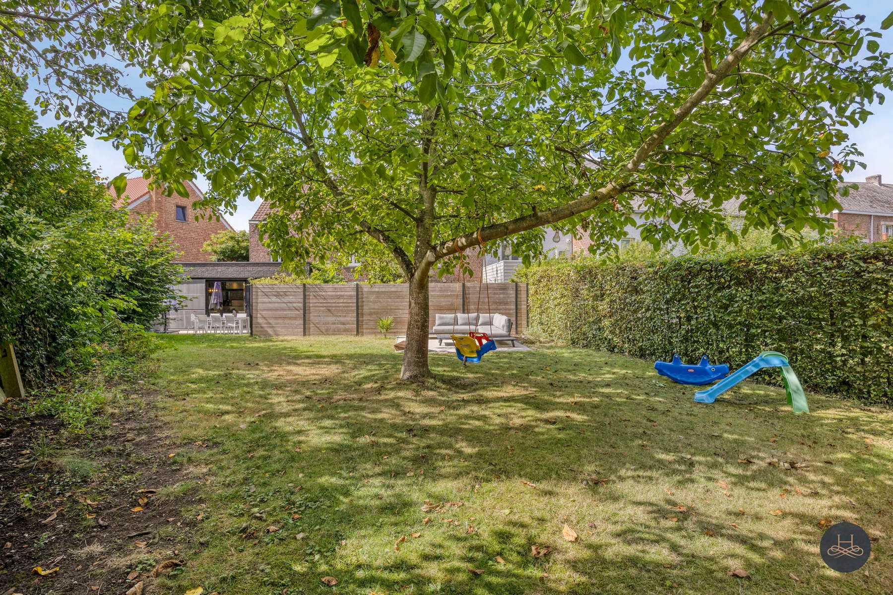 Charmante halfopen woning met karakter en grote tuin  foto 10