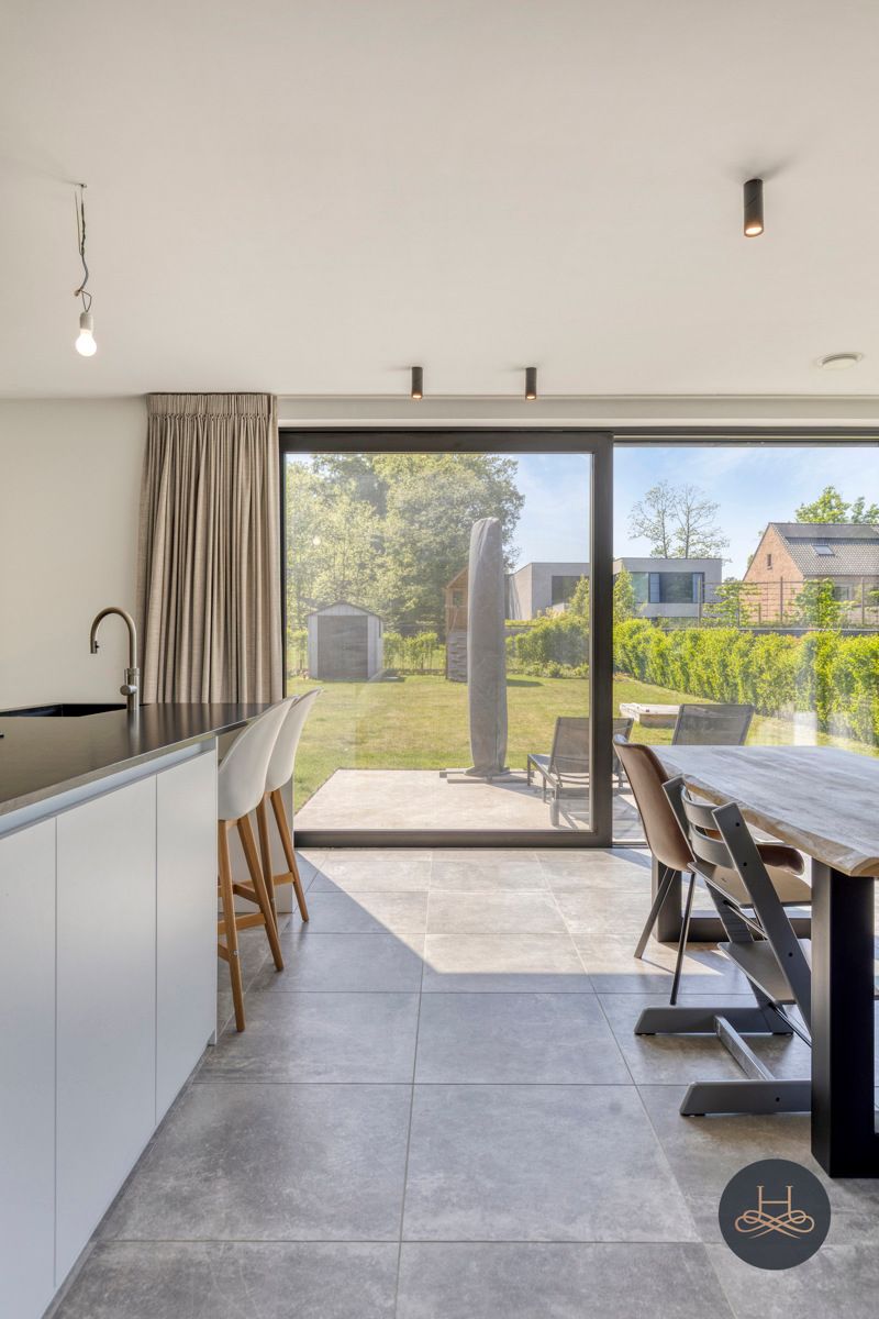 Recente BEN woning in rustige woonwijk foto 8