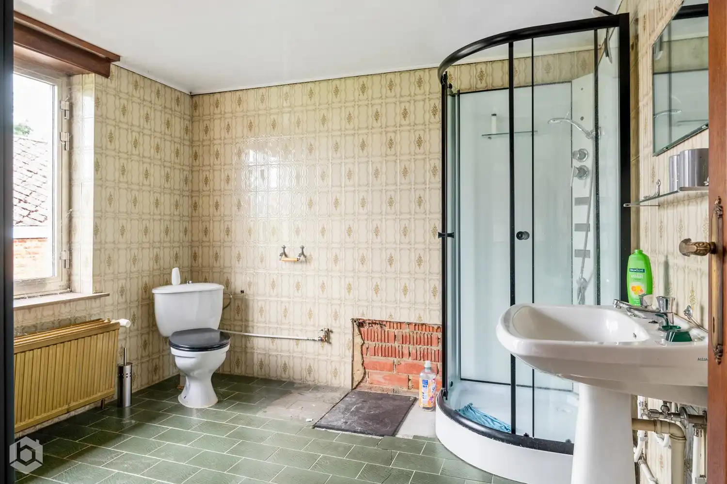 Handelspand met woonst en app. op toplocatie te Putte foto 49
