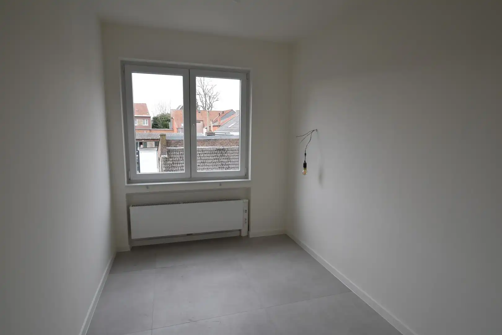 Totaal gerenoveerd appartement in centrum Tongeren foto 15