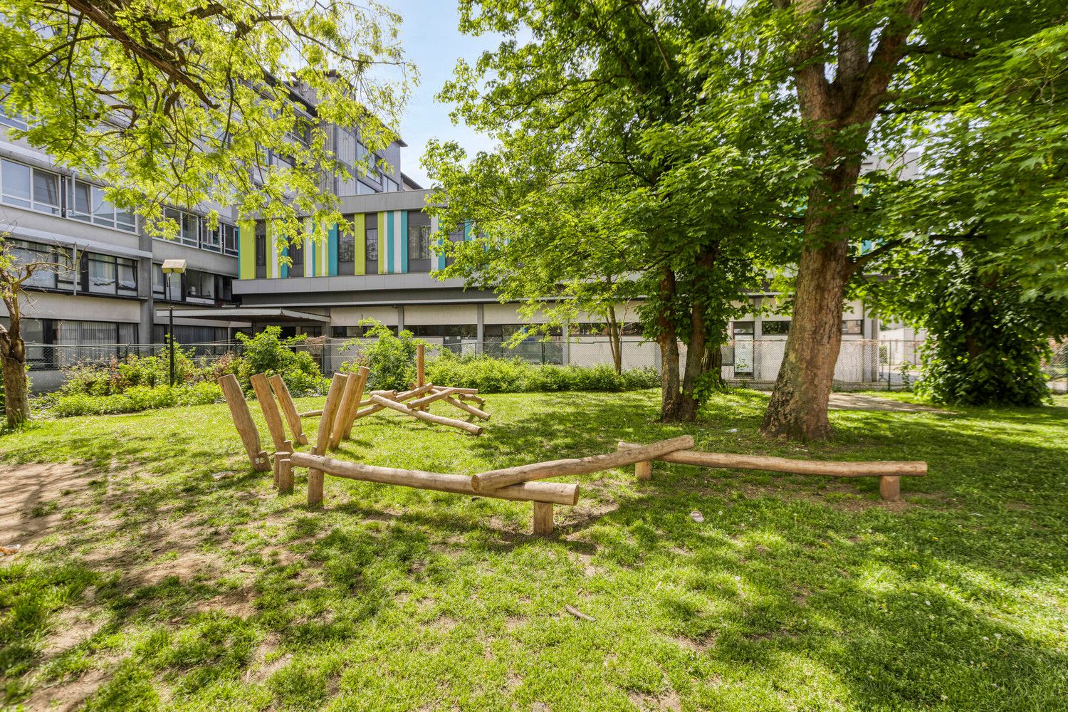 INSTAPKLAAR APPARTEMENT MET TOPLIGGING IN HARTJE VAN DIEST! foto 2