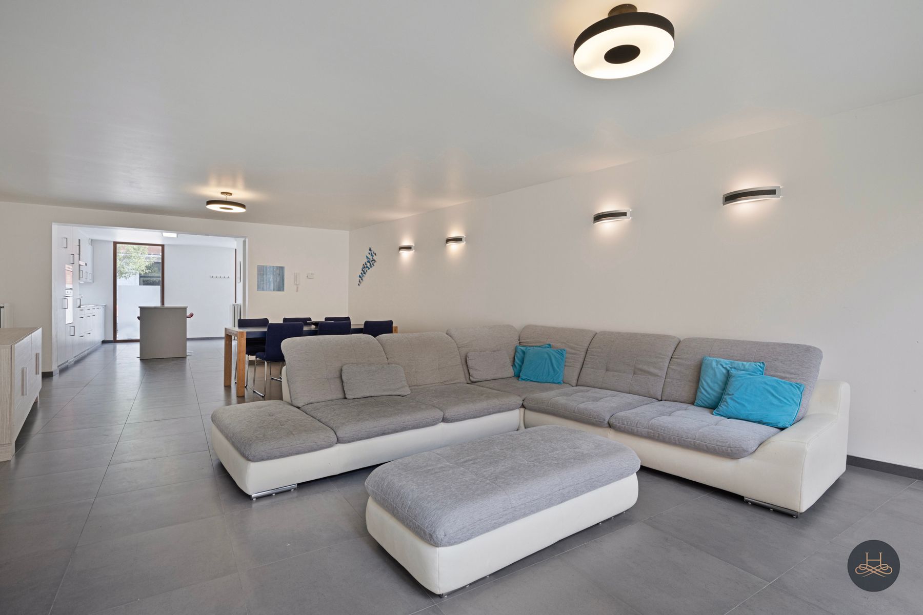 Ruime vernieuwde woning in hartje Mechelen foto 10