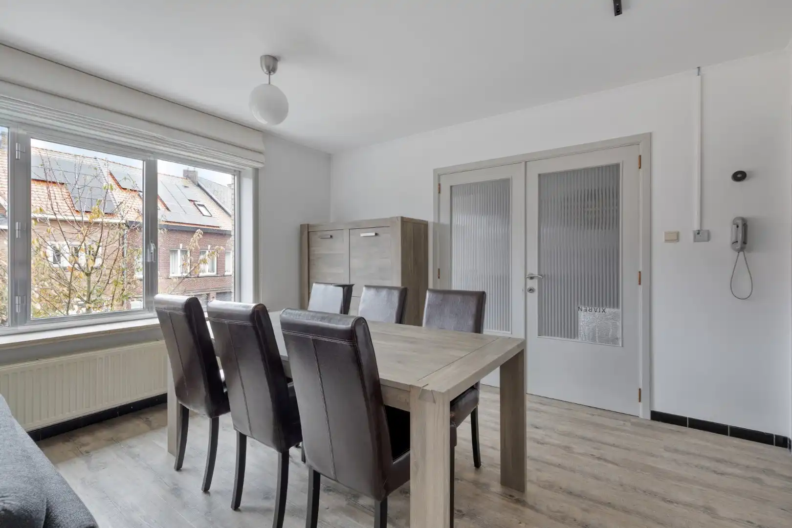 Ruim tweekamerapp. in Bevegem met dubbele garage! foto 5