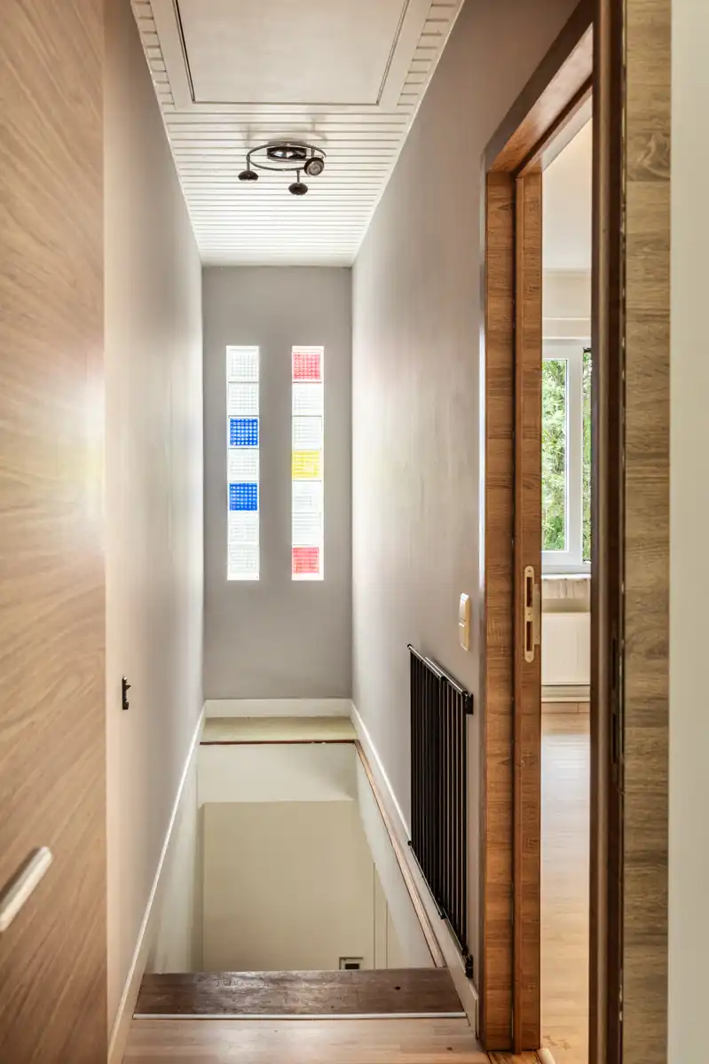 Lichtrijke, gerenoveerde woning in Boom foto 15