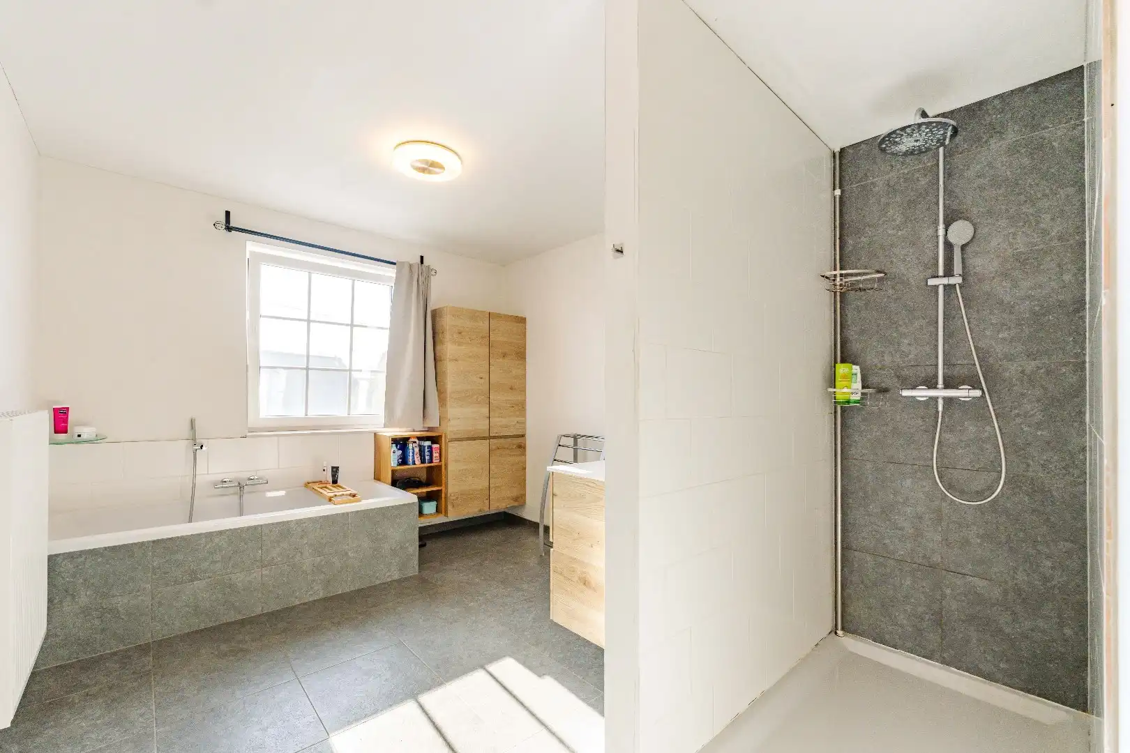 RECENTE HALF OPEN BEBOUWING MET TUIN | GARAGE | 3 SLPKS foto 15