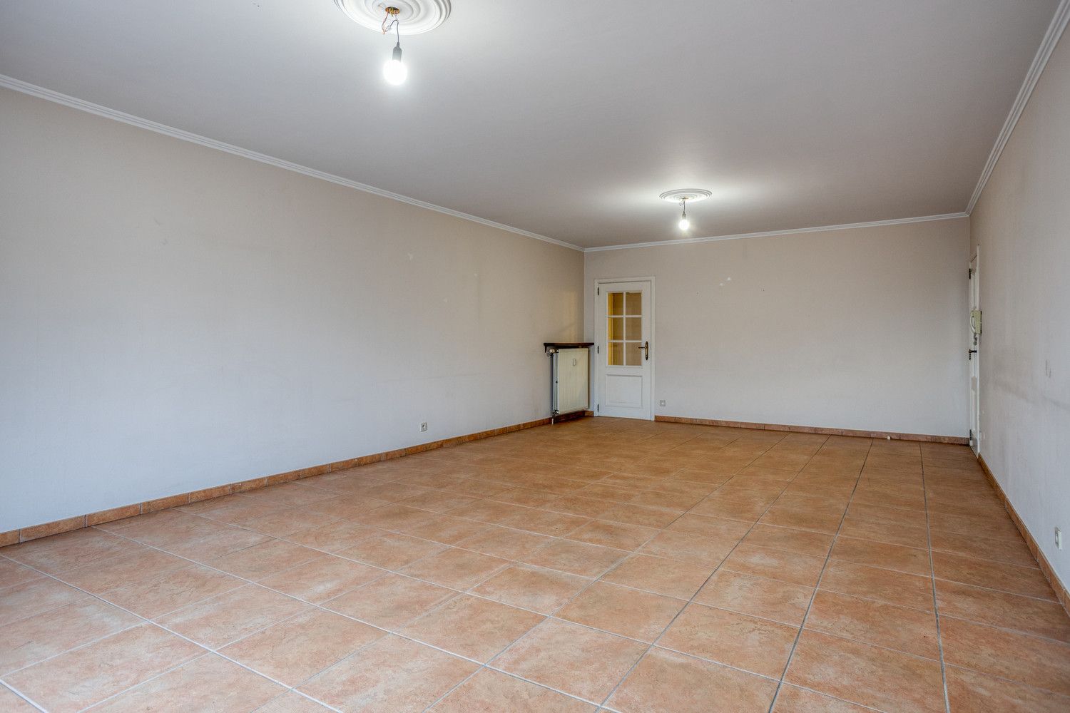 RUIM EN LICHT APPARTEMENT MET 3 SLPKS, TERRASSEN EN GARAGE IN HET HARTJE VAN LUMMEN! foto 7