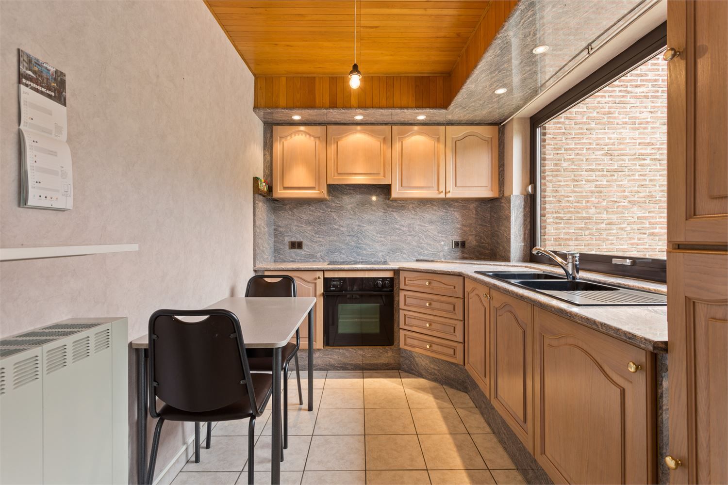 Zeer mooi appartement met 3 slaapkamers en autostaanplaats, centrum Diest! foto 8