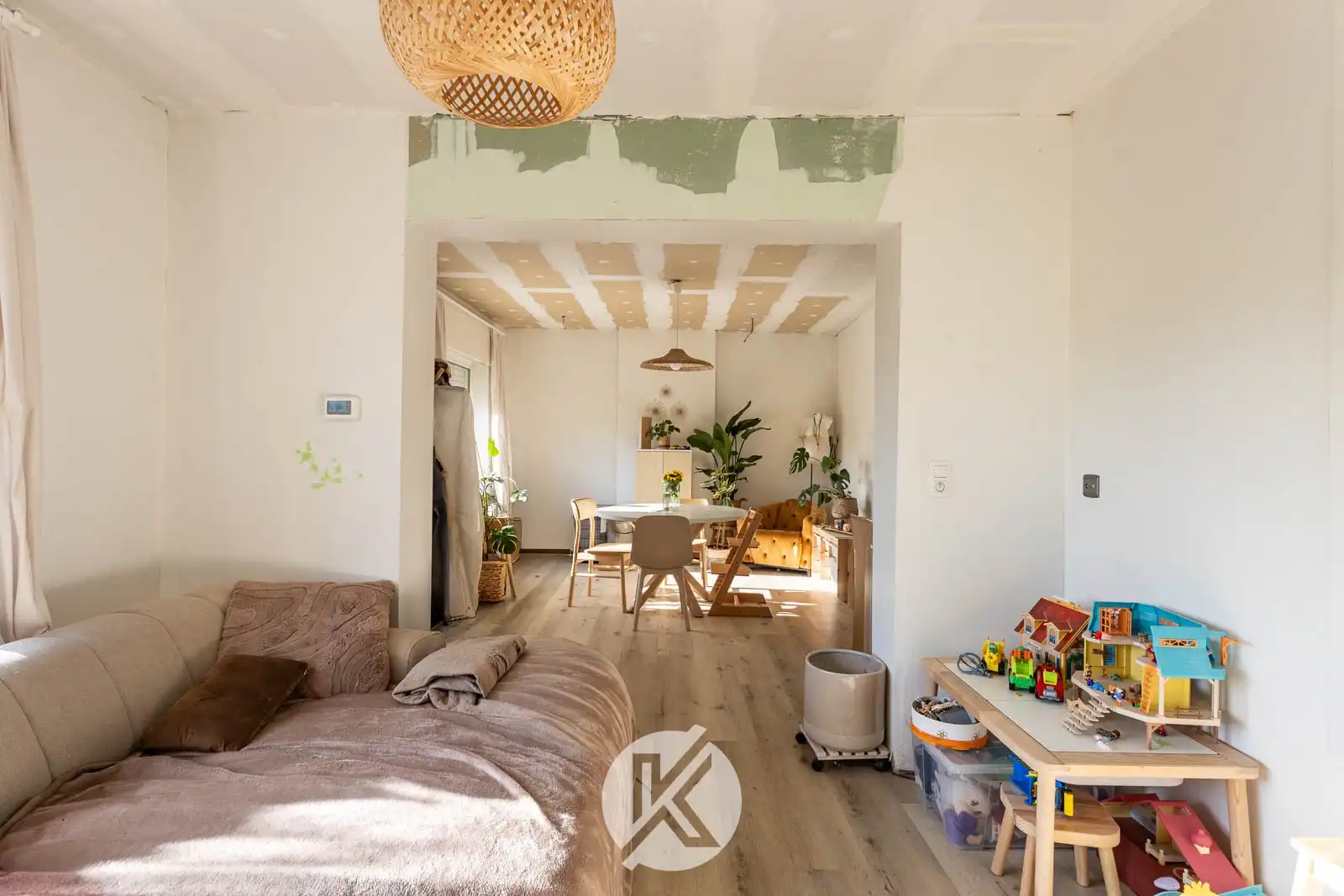 Charmante woning met mogelijkheden foto 10