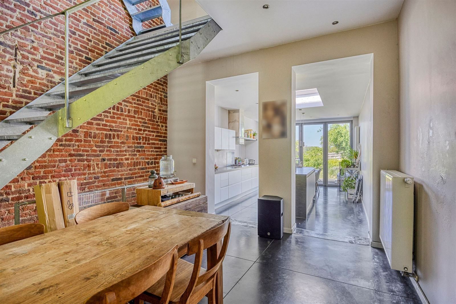 Woning met 2 slaapkamers, terras en tuin foto 4