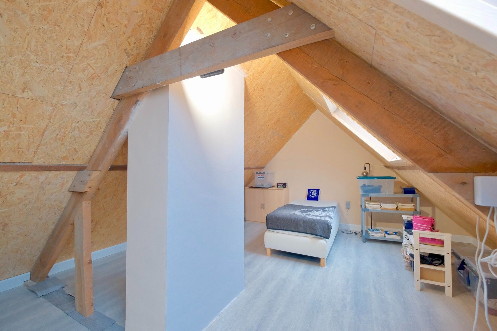 Assenede - Halfopen bebouwing met 3 slpks, tuin en EPC D foto 11