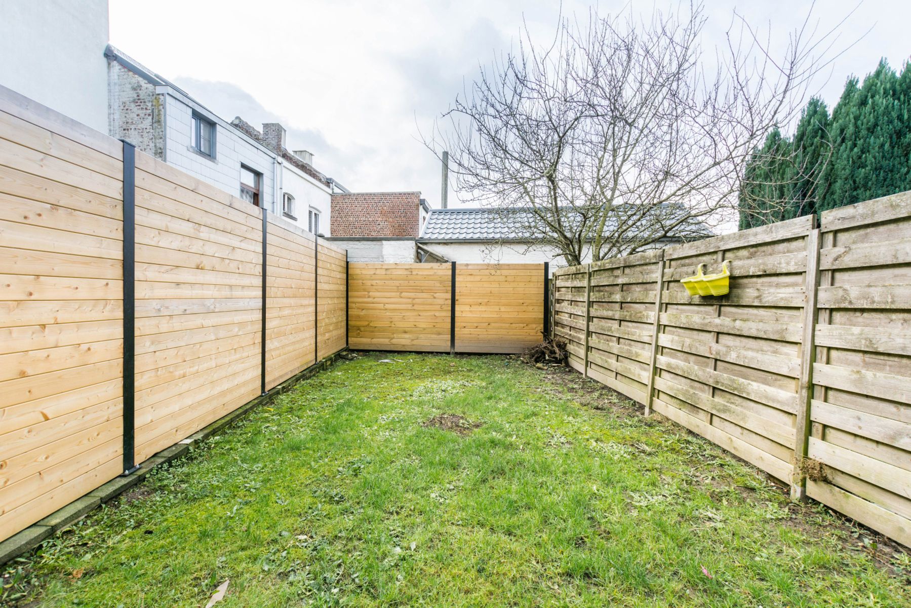 Instapklare rijwoning met 2 slaapkamers, zonneterras en tuin foto 8