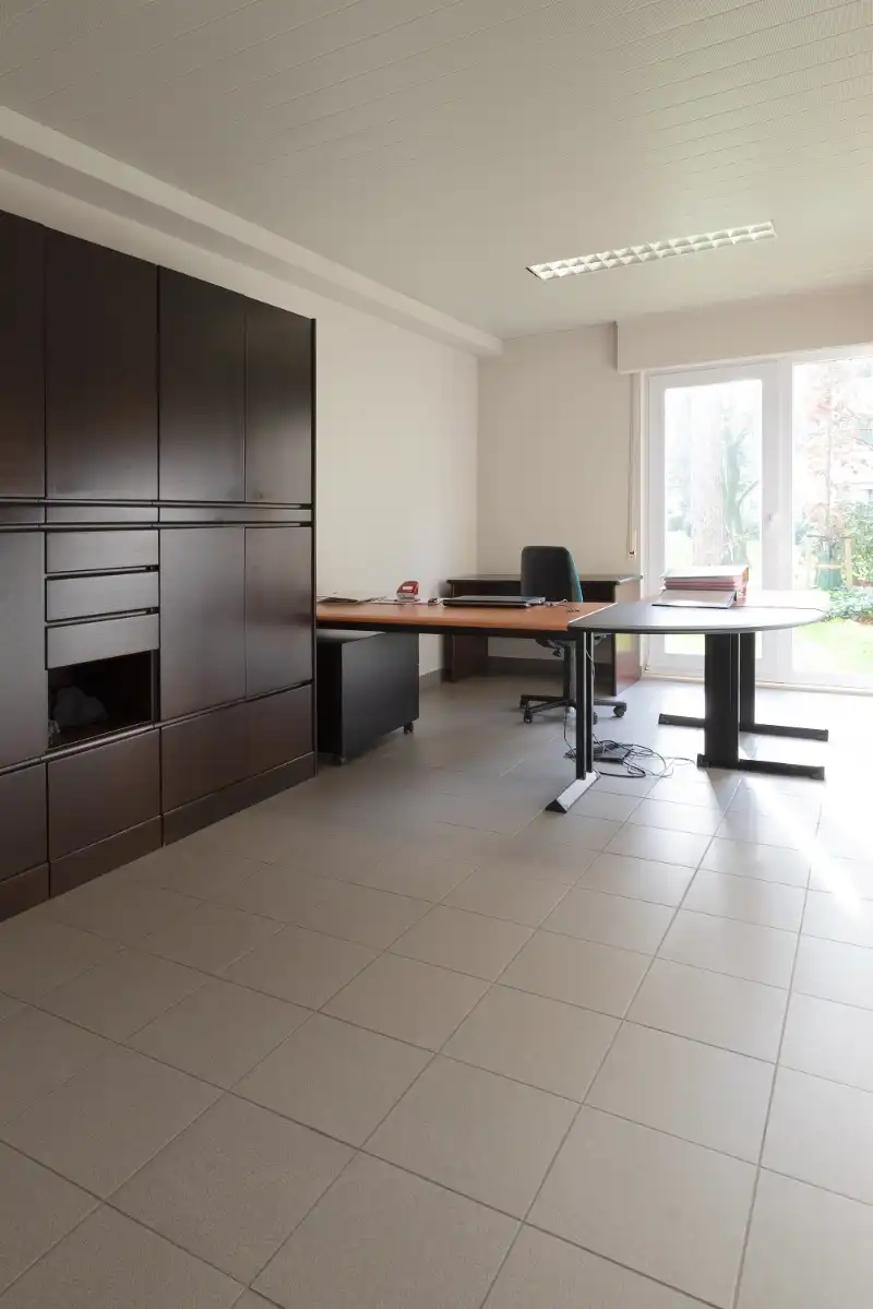 Ruim kantoor van 180 m2 met vlotte bereikbaarheid foto 7