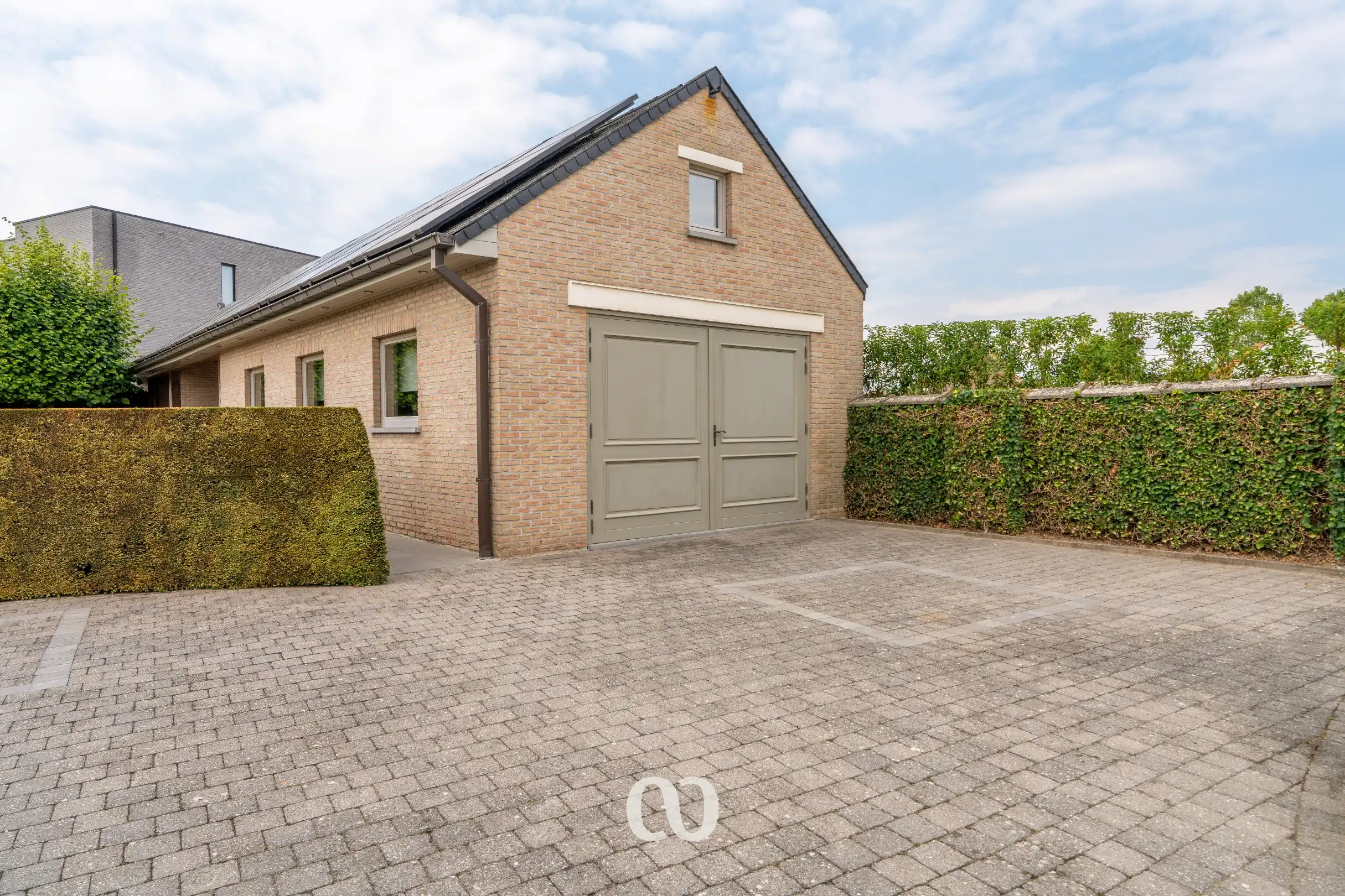 Prachtig onderhouden villa op meer dan 2.000 m² in Kaster foto 35