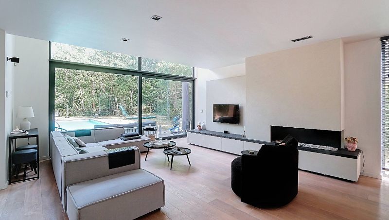 Moderne villa van 230m² op 14a08ca met openluchtzwembad foto 4