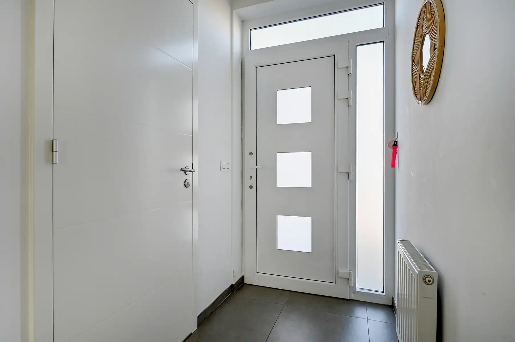 Moderne, lichtrijke gezinswoning met 3 slaapkamers nabij groene omgeving !!! foto 3