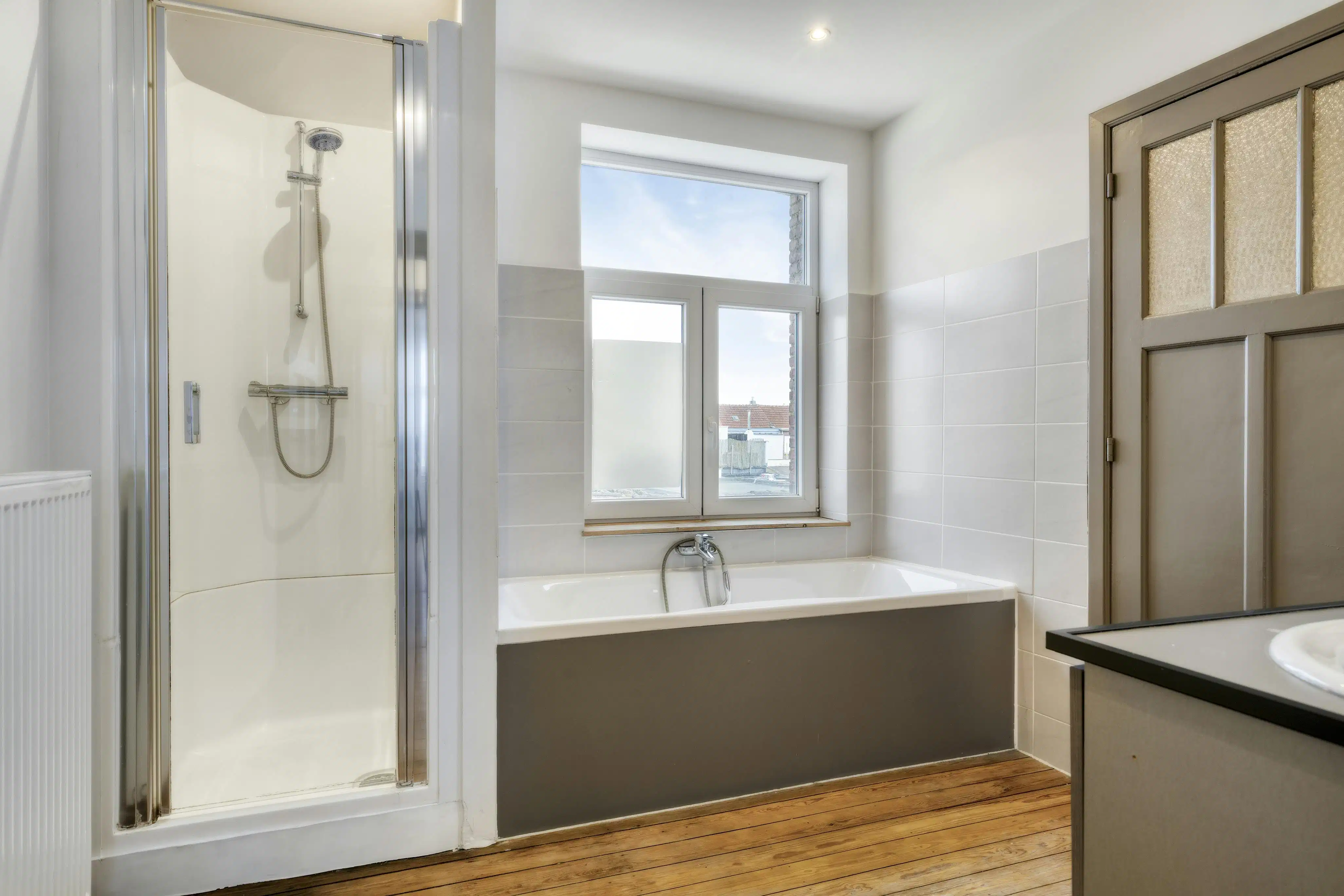 Ruim instapklaar huis met 3 slaapkamers in Terhagen foto 17