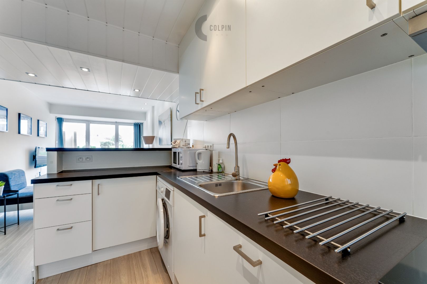 Goed gelegen appartement in een villaresidentie bij het Astridplein foto 5