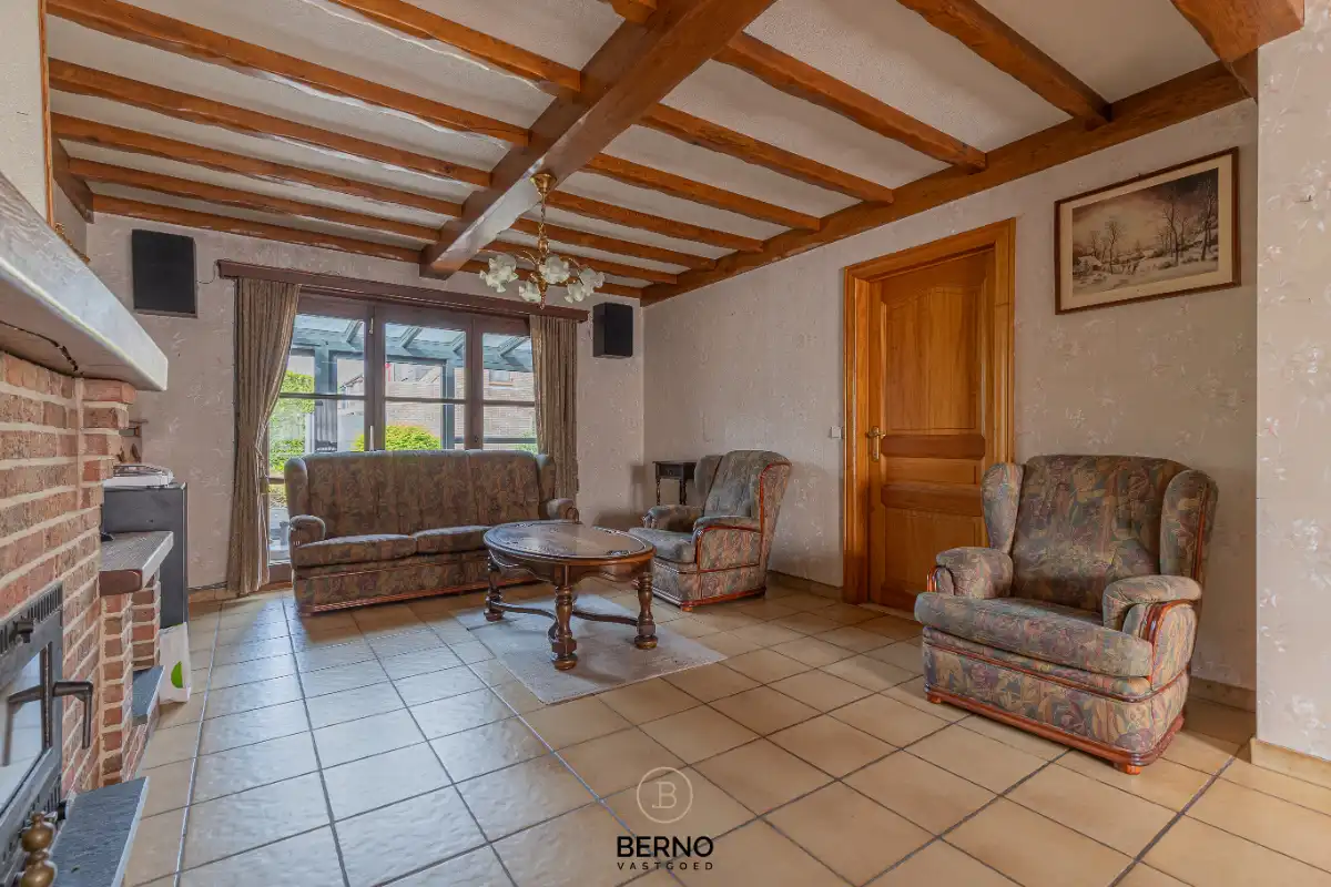 Kloeke rijwoning met garage op topligging nabij het station van Dendermonde. foto 4