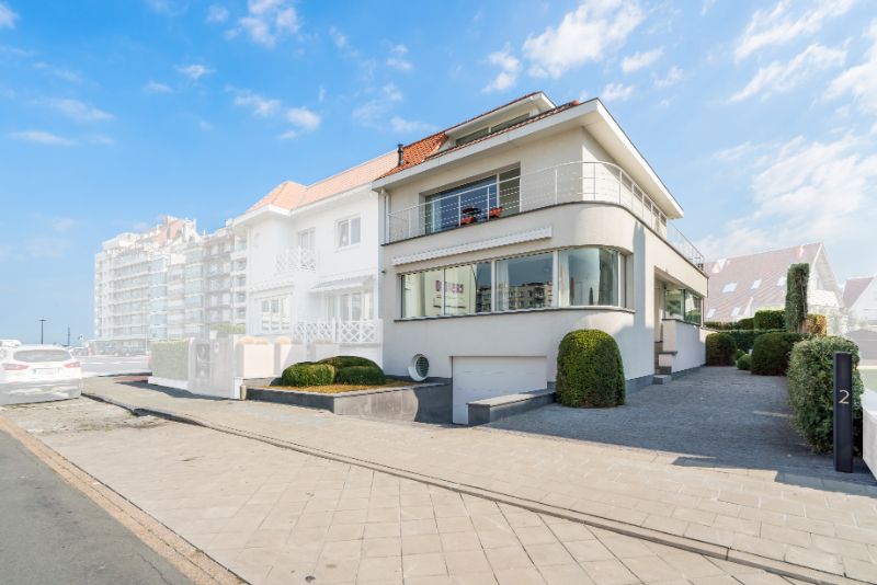 LUXUEUZE VILLA OP 150 M VAN HET STRAND TE KNOKKE (CASINO) foto 2