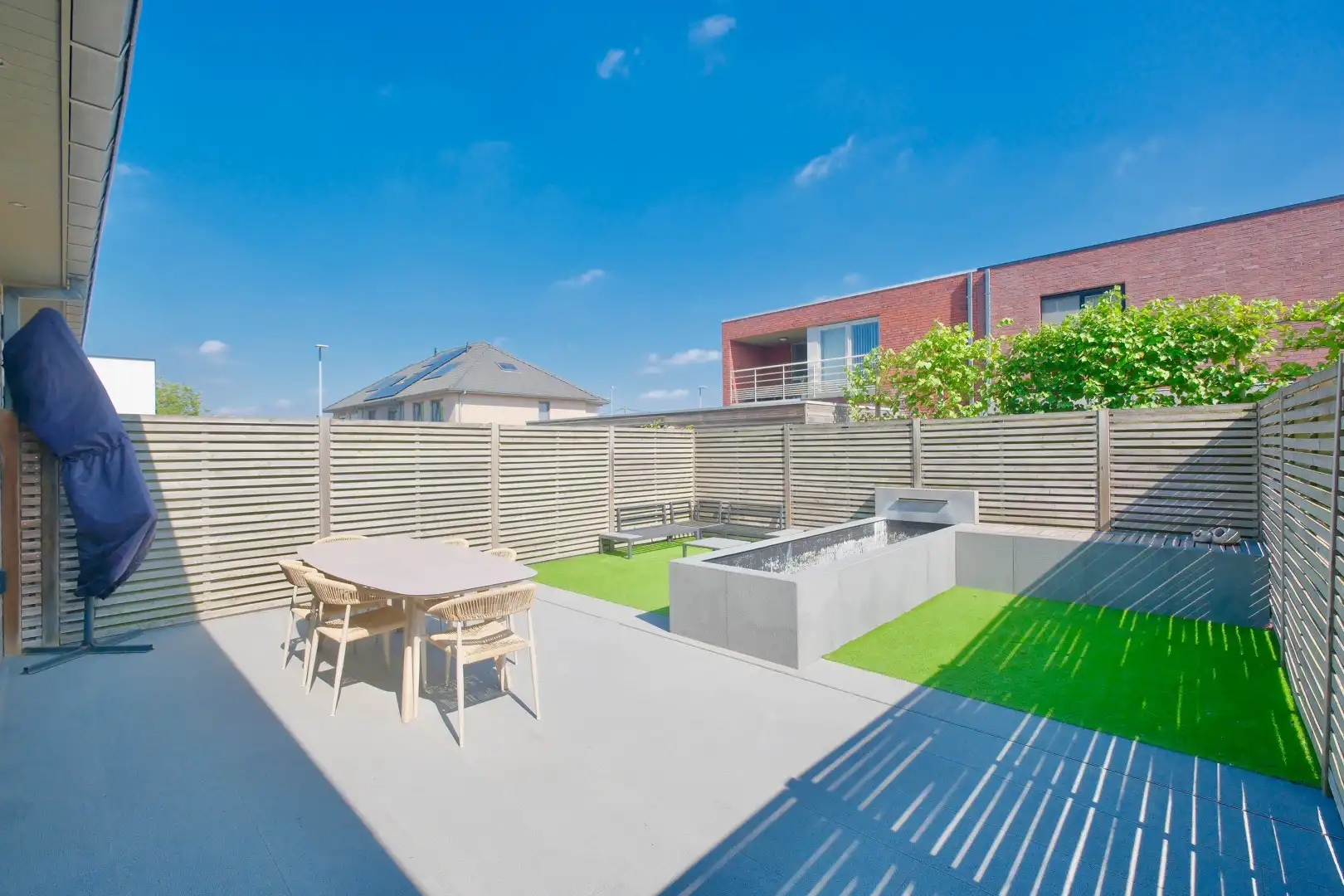 Lichtervelde - Prachtige recente woning met 3 slpks, garage en tuin foto 9