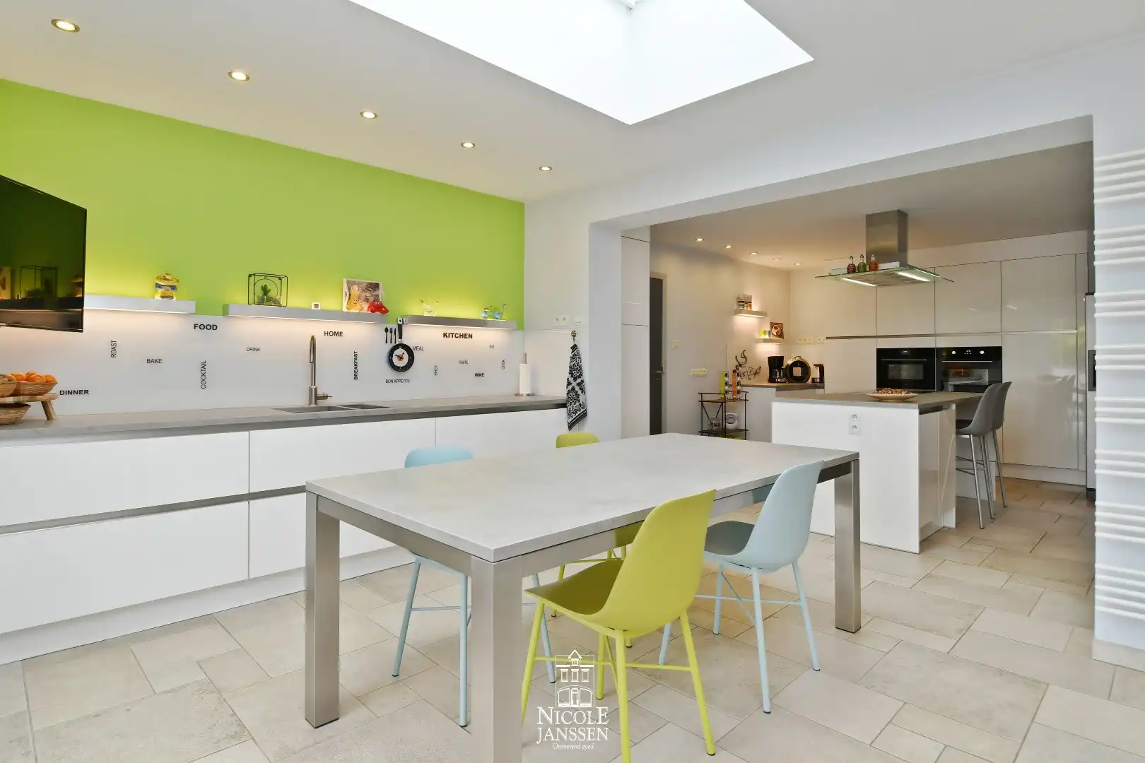 Zeer ruime gezinswoning foto 9