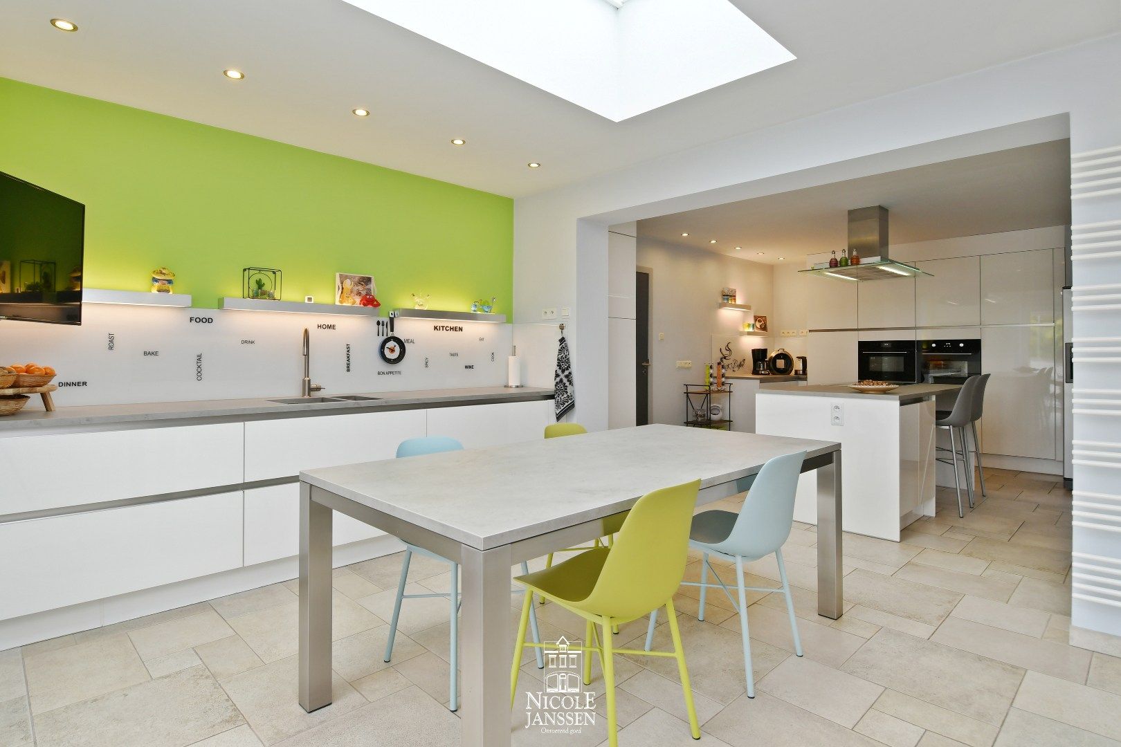 Zeer ruime gezinswoning foto 9