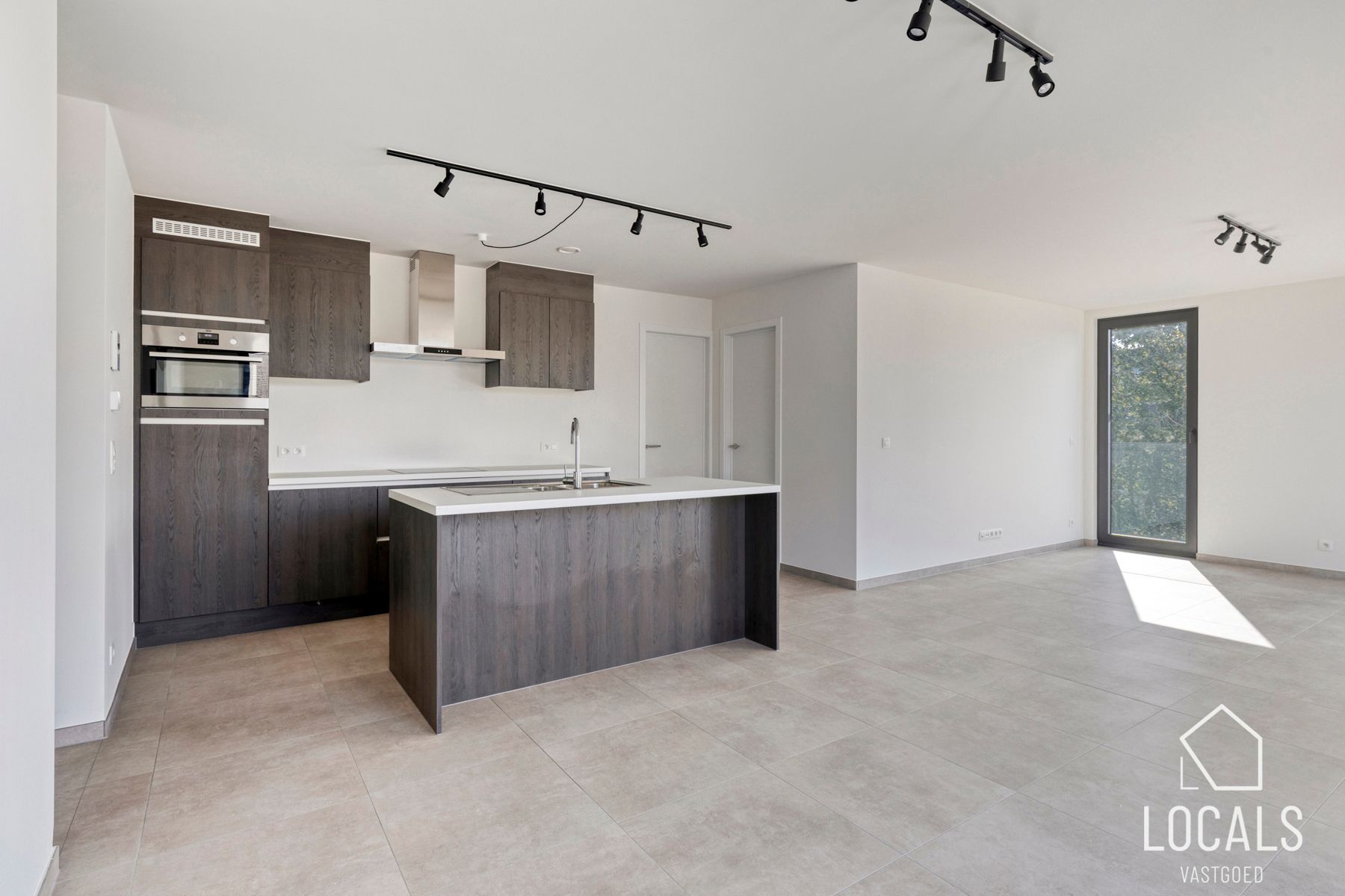 Nieuwbouw appartement met autostaanplaats in centrum Ninove foto 7