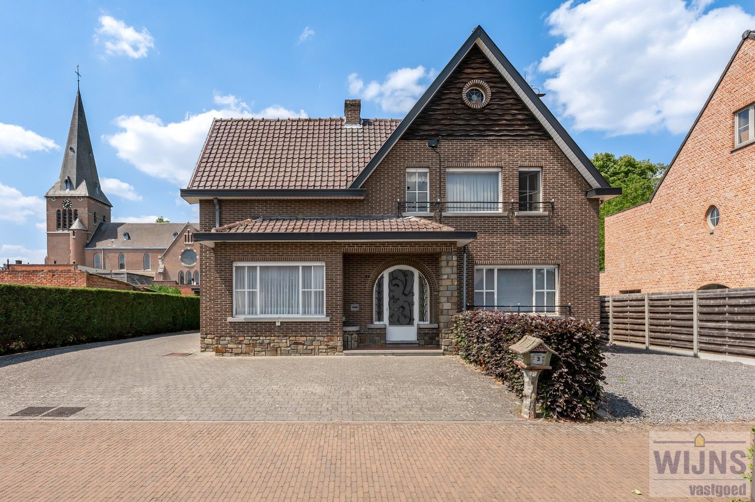 Karaktervolle open bebouwing in het centrum van Berlaar-Heikant met potentieel voor twee wooneenheden. foto 4