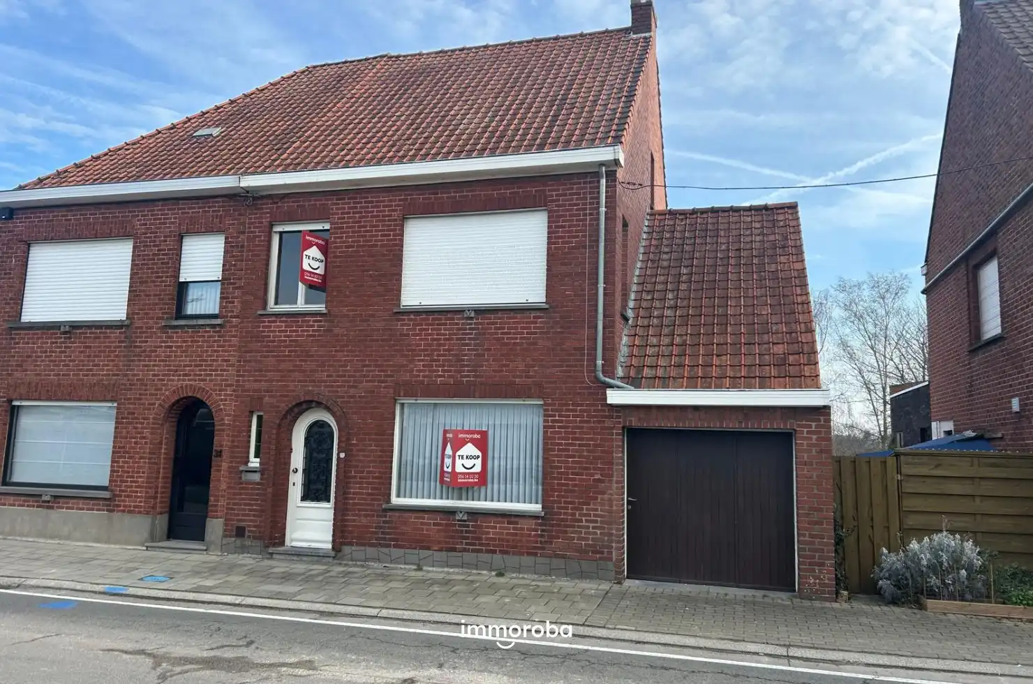 Hoofdfoto van de publicatie: Te koop in Waregem – Halfopen bebouwing met renovatiepotentieel!