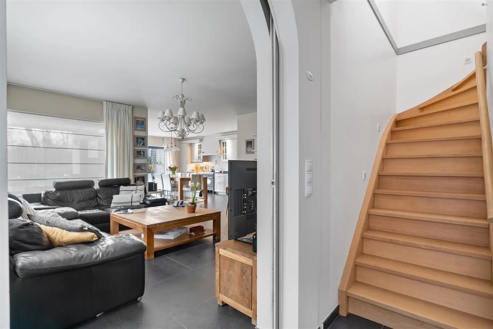 Recente HOB met 3 slaapkamers te Sinaai foto 7