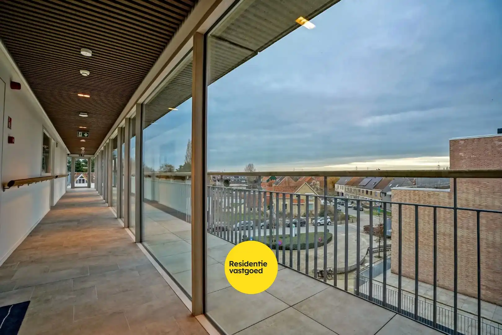 Prachtig 1-slaapkamerappartement met ruim terras (serviceflat) in Residentie Beukenhof, uniek wonen in de dorpskern van Oostduinkerke.  foto 14