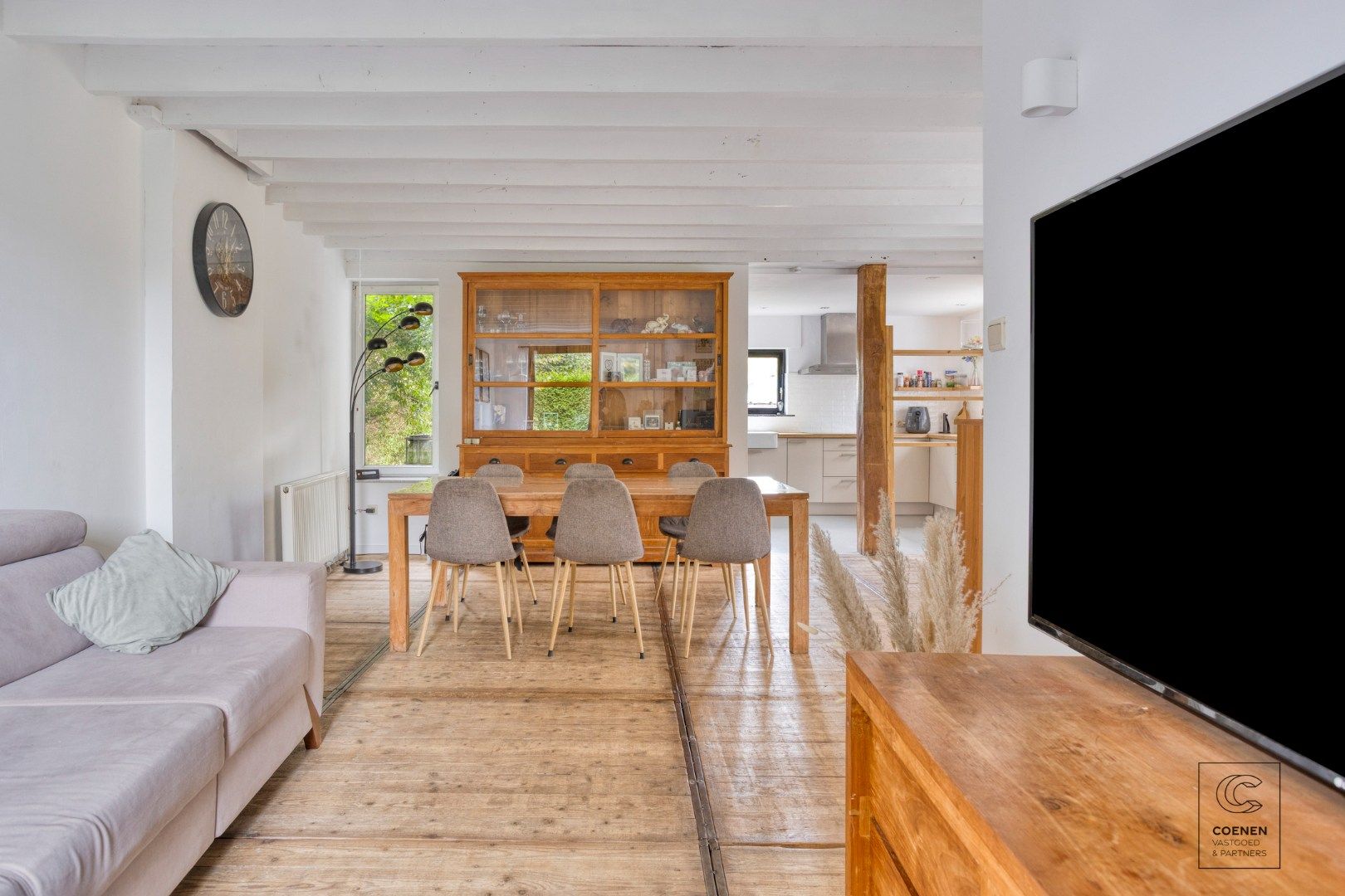 Charmante woning van 155 m² op een TOPligging te Sint-Job-in-'t-Goor! foto 8