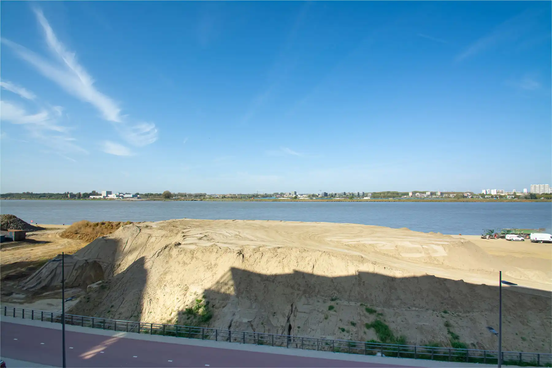Prachtig 2 slaapkamer app met frontaal Scheldezicht foto 4