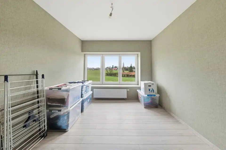 INSTAPKLARE GEZINSWONING MET 3 SLKS IN GINGELOM foto 22