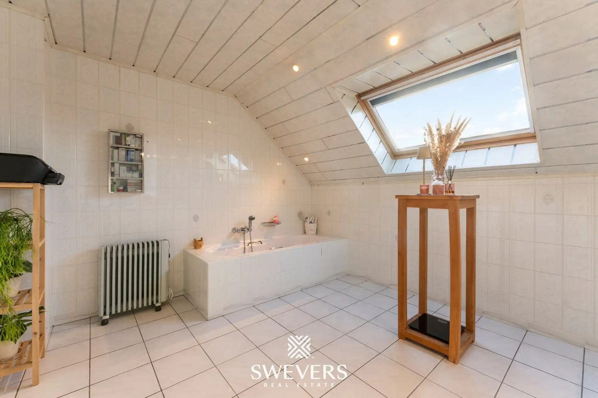 Instapklare en rustig gelegen gezinswoning met zuidgerichte tuin te Alken foto 25