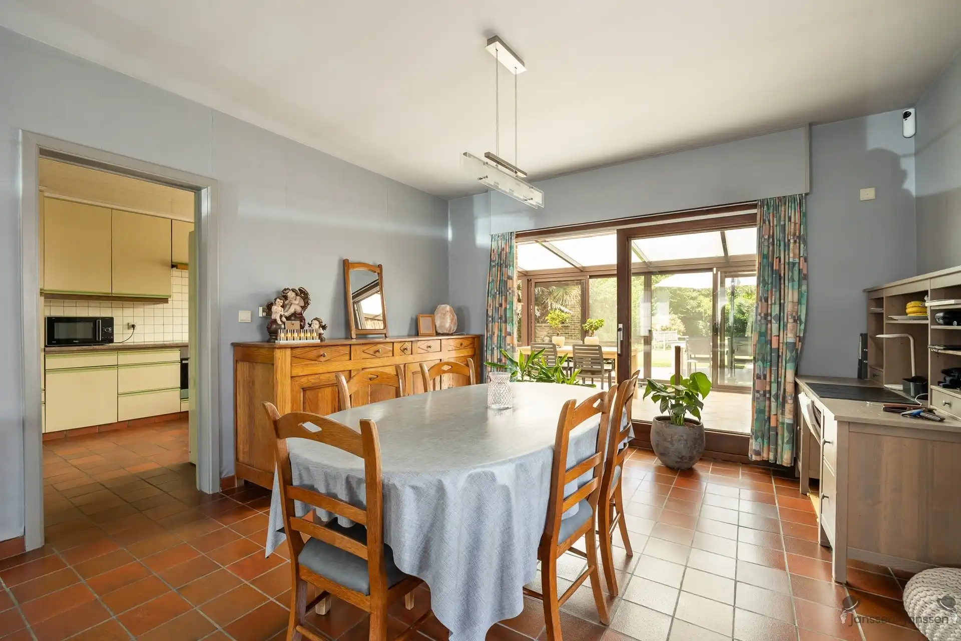 Landelijke woning met grote tuin op topligging foto 9