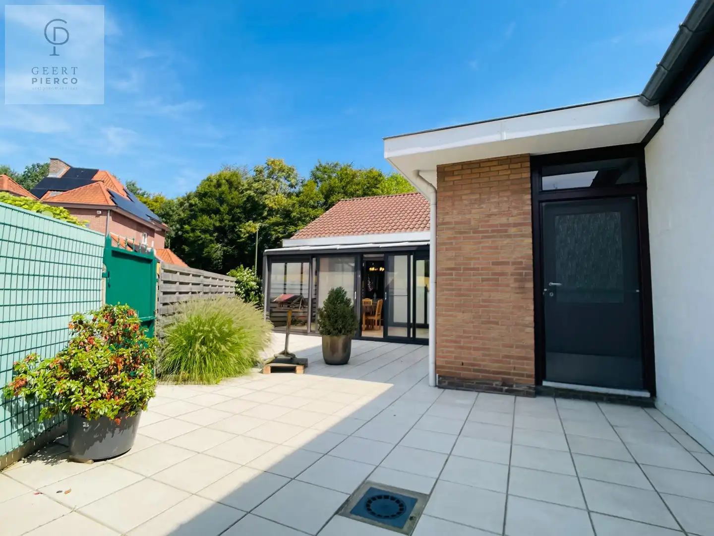 leuke bungalow met 3 slaapkamers in hartje Landen foto 5