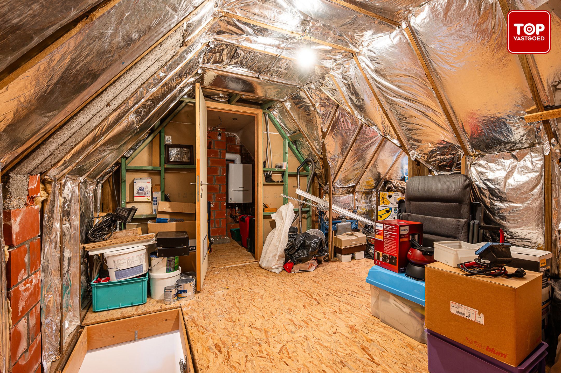 Instapklare woning in rustige straat met 3 slaapkamers, tuin en garage.  foto 26