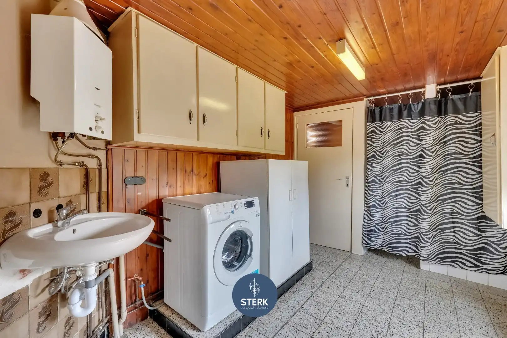 CHARMANTE WONING OP EEN GUNSTIGE LOCATIE TE SMEERMAAS-LANAKEN !  foto 11